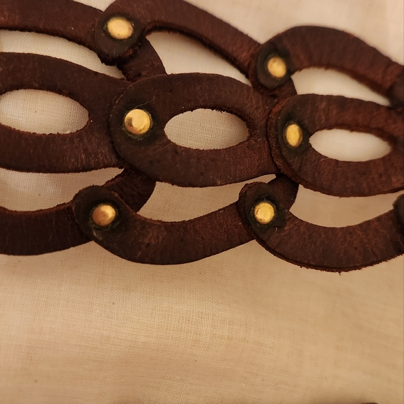 Vintage Leather Belt - Australia - Picture 7 of 14